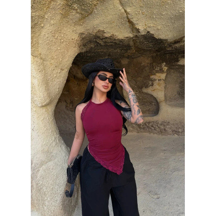 Bordo Asimetrik Güpürlü Bluz