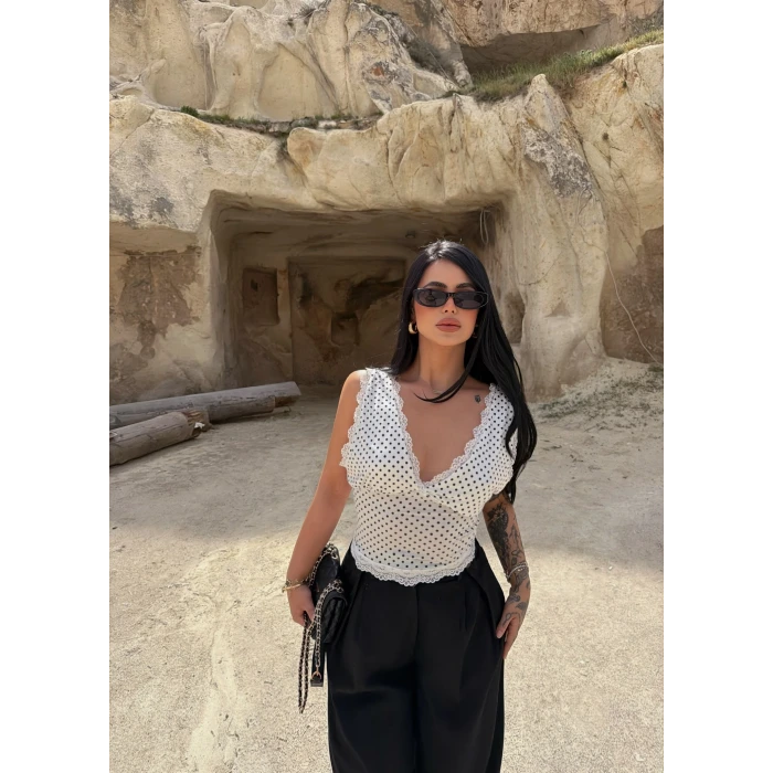 Beyaz Puantiyeli Güpürlü Bralet