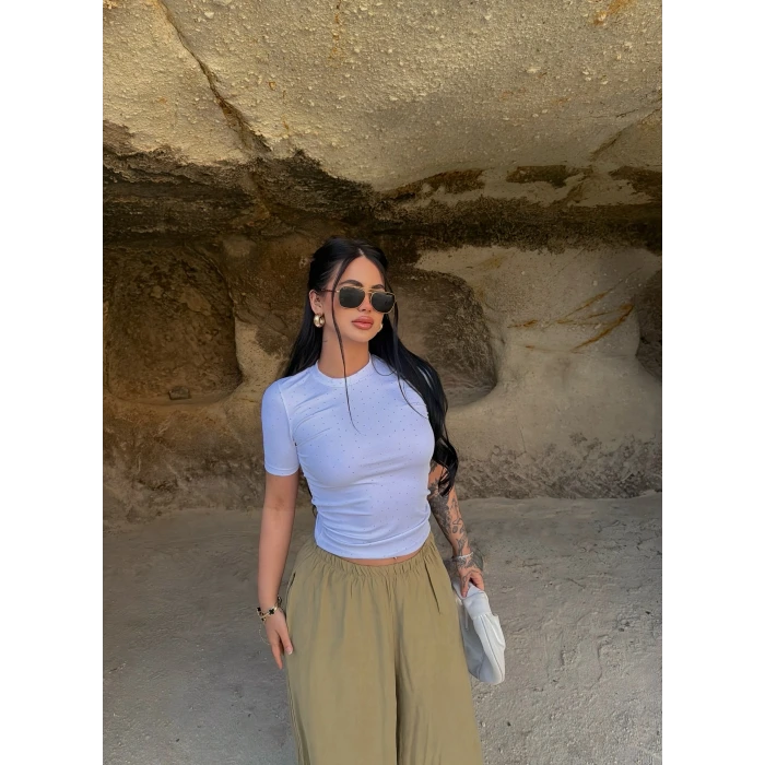 Beyaz Glam Basic Taşlı Crop