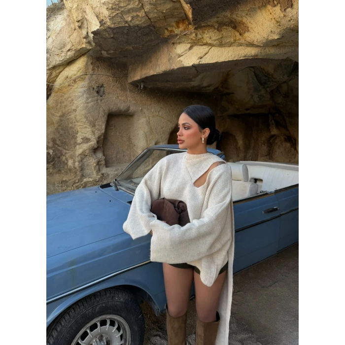 Bej Aura Şal Detay Kazak