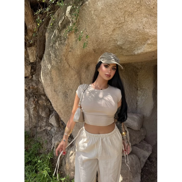Bej Basic Sandy Crop