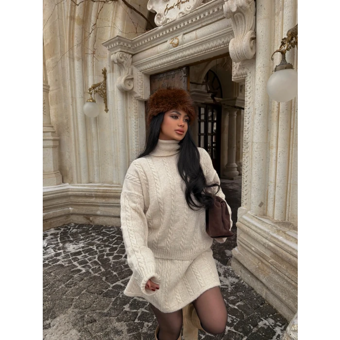 Bej Etekli Örgü Triko Takım