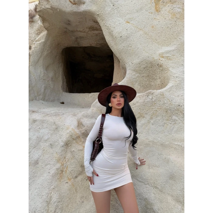 Bej Parmak Geçmeli Scuba Elbise