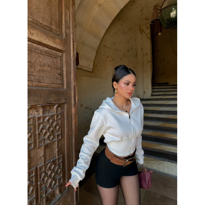 Beyaz Bel Korseli Şardonlu Sweat