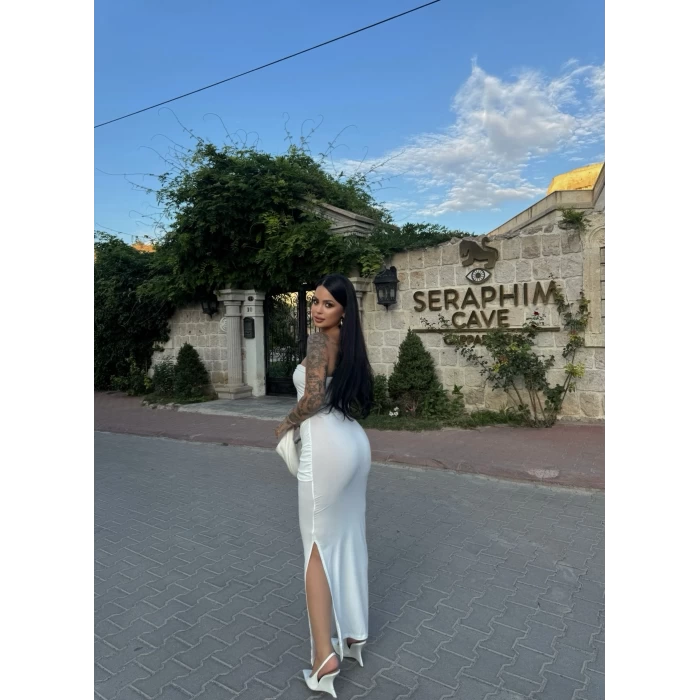 Beyaz Çift Tokalı Straplez Maxi Elbise