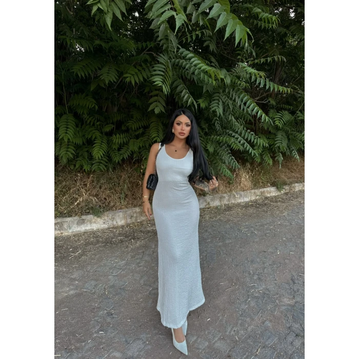 Beyaz Halter Gofre Elbise