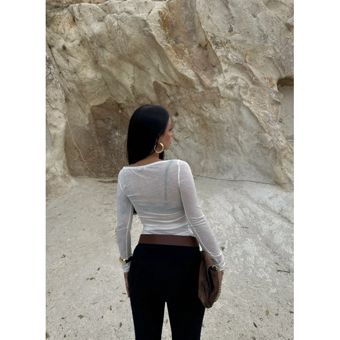 Beyaz Kayık Yaka Transparan Crop