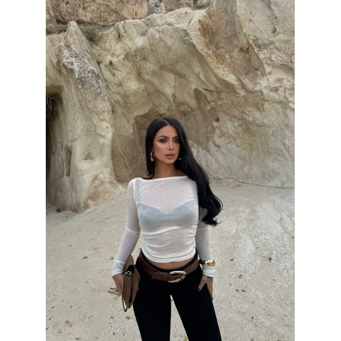 Beyaz Kayık Yaka Transparan Crop