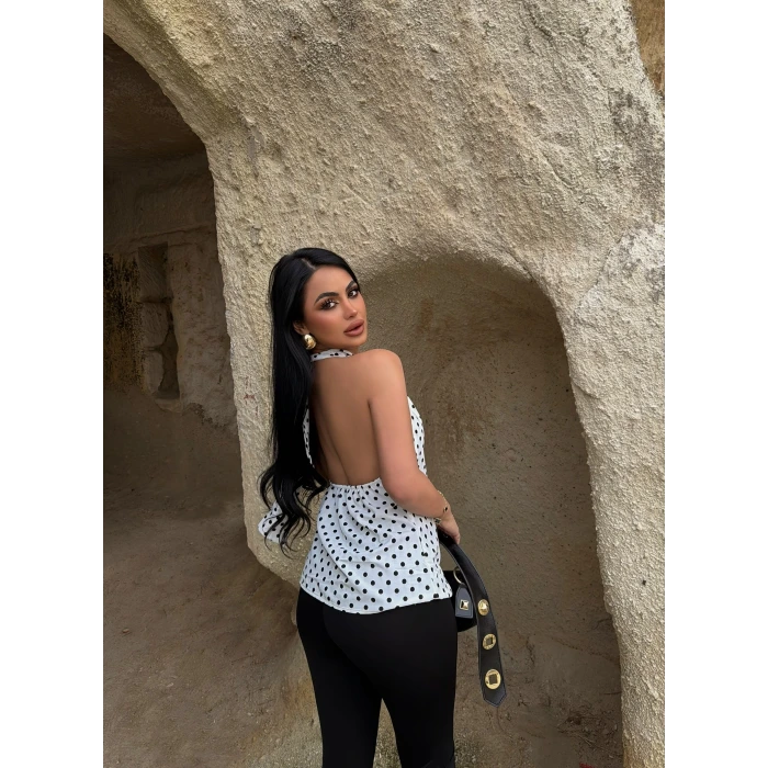 Beyaz Puantiyeli Degaje Bluz