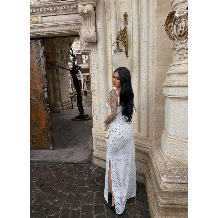 Beyaz Puantiyeli Maxi Elbise