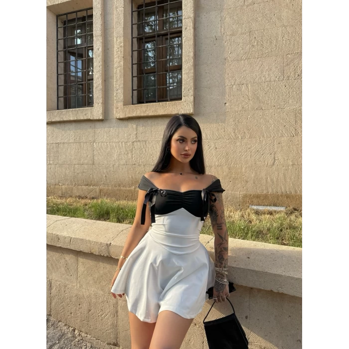 Beyaz Rosalie Göğüs Fiyonklu Elbise