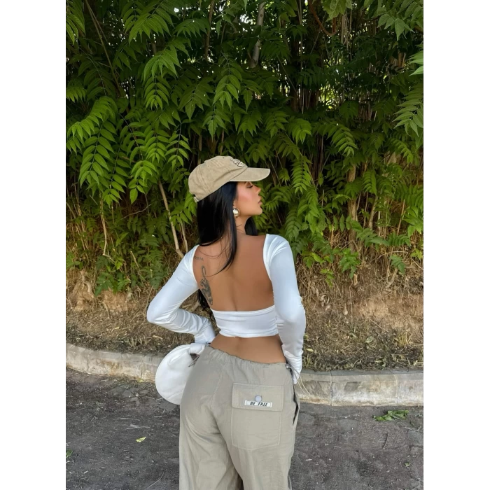 Beyaz Sırt Açık Basic Crop