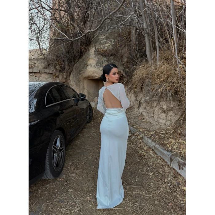 Beyaz Sırt Güpürlü Maxi Elbise