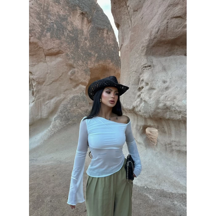 Beyaz Tek Omuz Tül Detay Crop