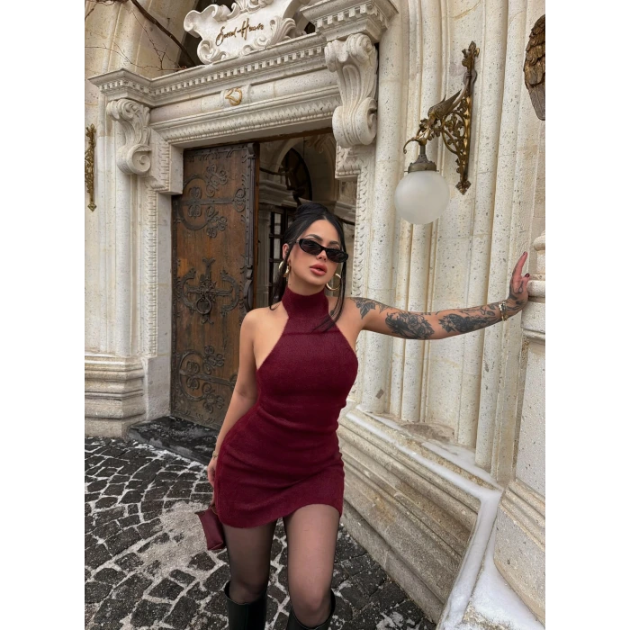 Bordo Boyundan Geçmeli Sakallı Elbise