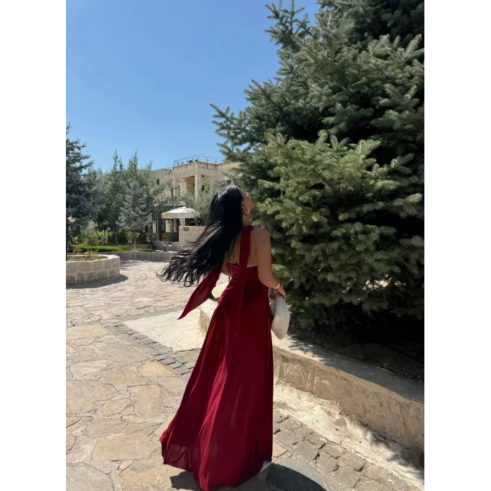 Bordo Fularlı Tek Yırtmaçlı Elbise