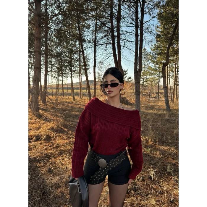 Bordo Madonna Yaka Şardonlu Kazak