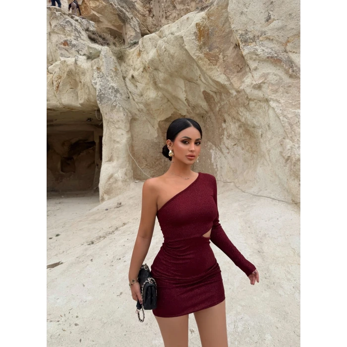 Bordo Simli Yan Pencereli Elbise