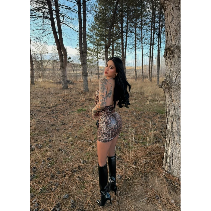 Boyundan Geçmeli Leopar Elbise