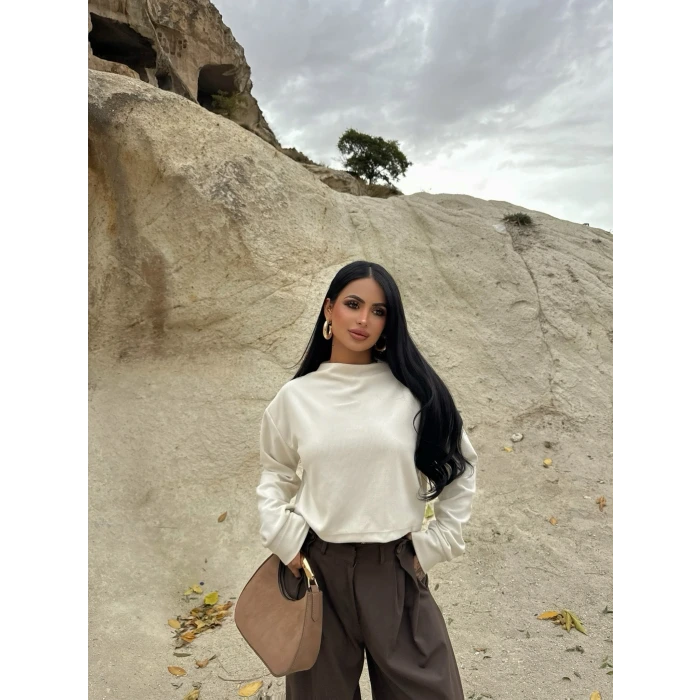 Ekru Dik Yaka Selanik Sweat