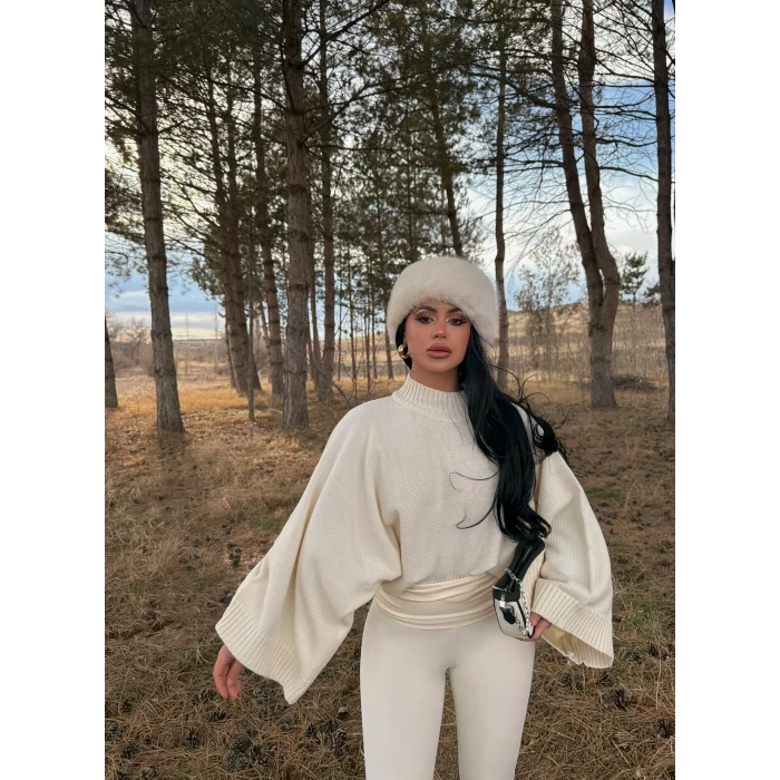 Ekru Reglan Kol Yarasa Kazak