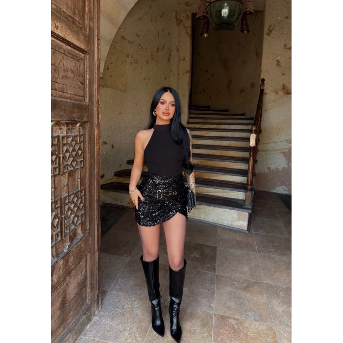 Eteği Payetli Balıkçı Yaka Elbise