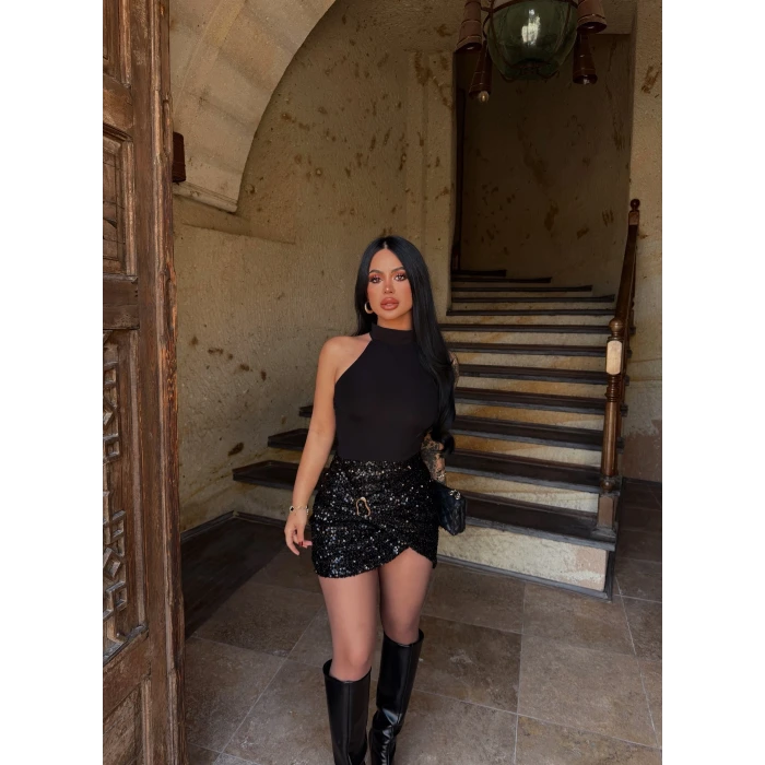 Eteği Payetli Balıkçı Yaka Elbise