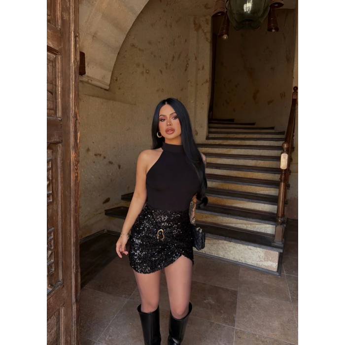 Eteği Payetli Balıkçı Yaka Elbise