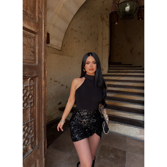 Eteği Payetli Balıkçı Yaka Elbise