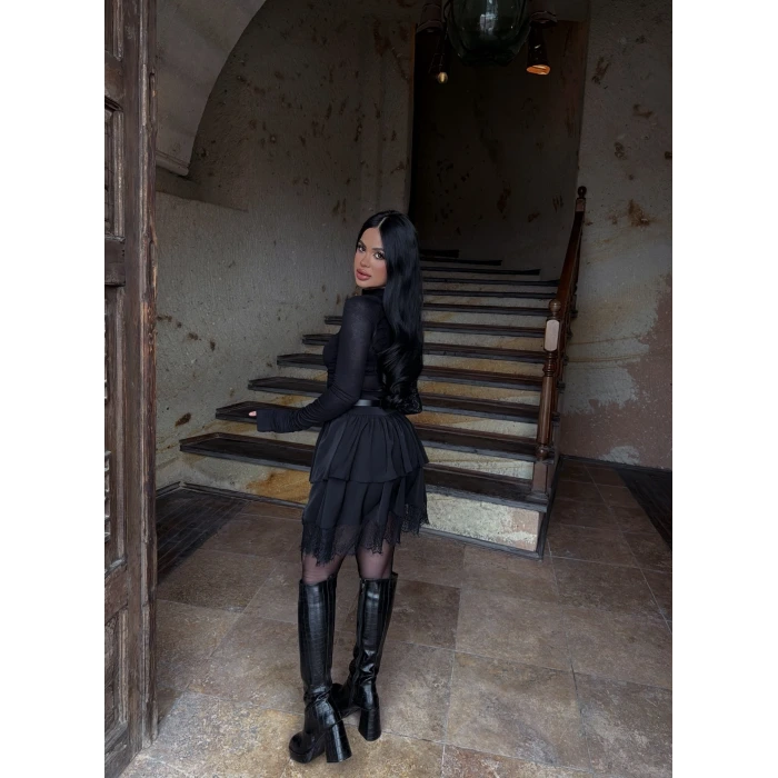 Etek Ucu Dantelli Kat Etek