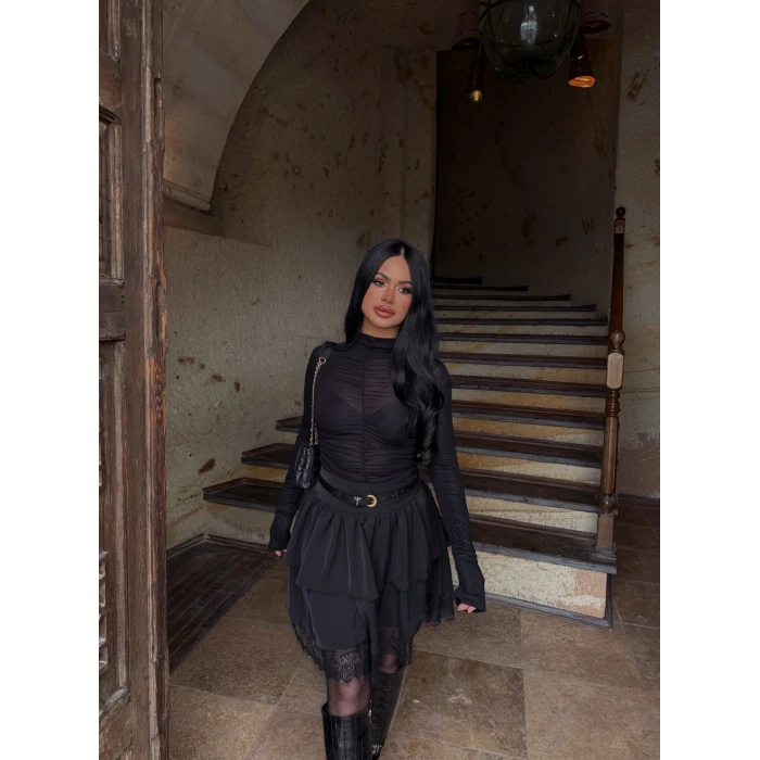 Etek Ucu Dantelli Kat Etek