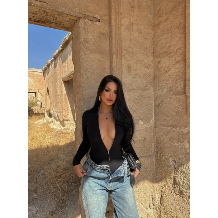 Fermuarlı Dik Yaka Bodysuit