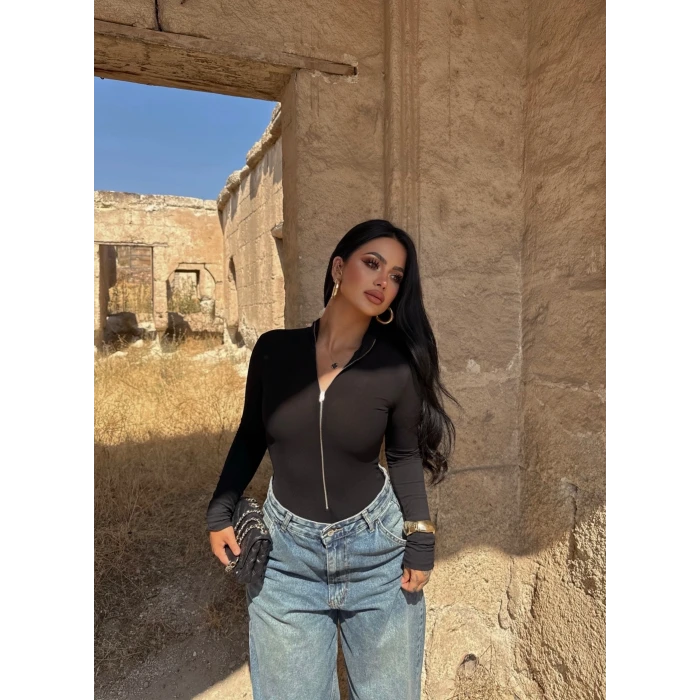 Fermuarlı Dik Yaka Bodysuit