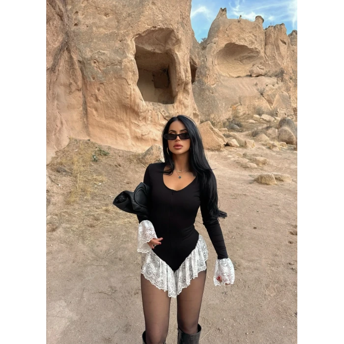Fermuarlı Güpürlü Tulum