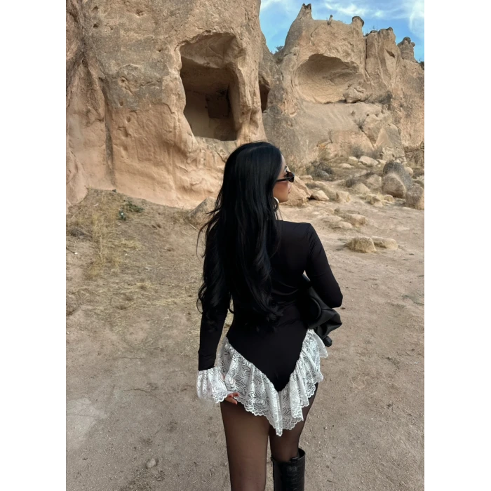 Fermuarlı Güpürlü Tulum