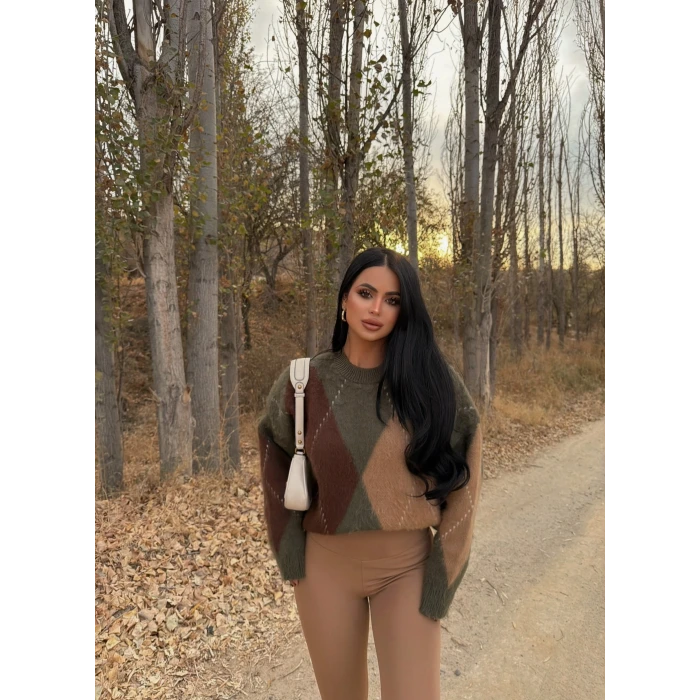 Haki Baklava Desen Kazak