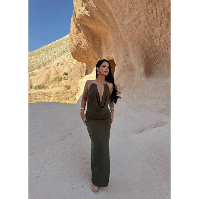 Haki Boyun Aksesuarlı Degaje Elbise
