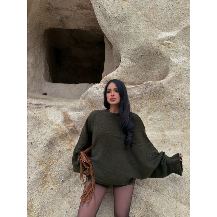 Haki Yarasa Kol Örgü Detay Kazak