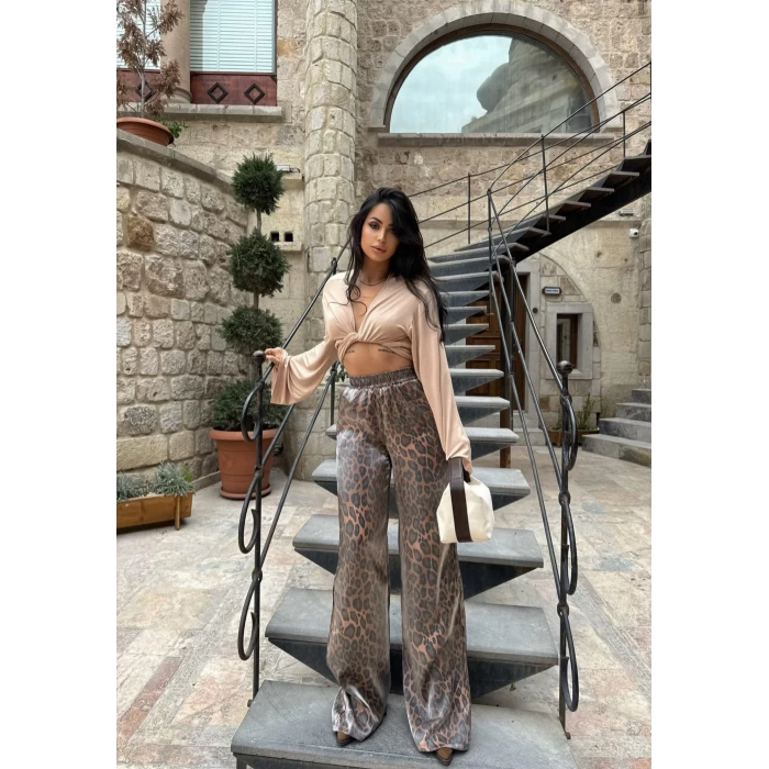 Işıltı Leopar Desen Pantolon