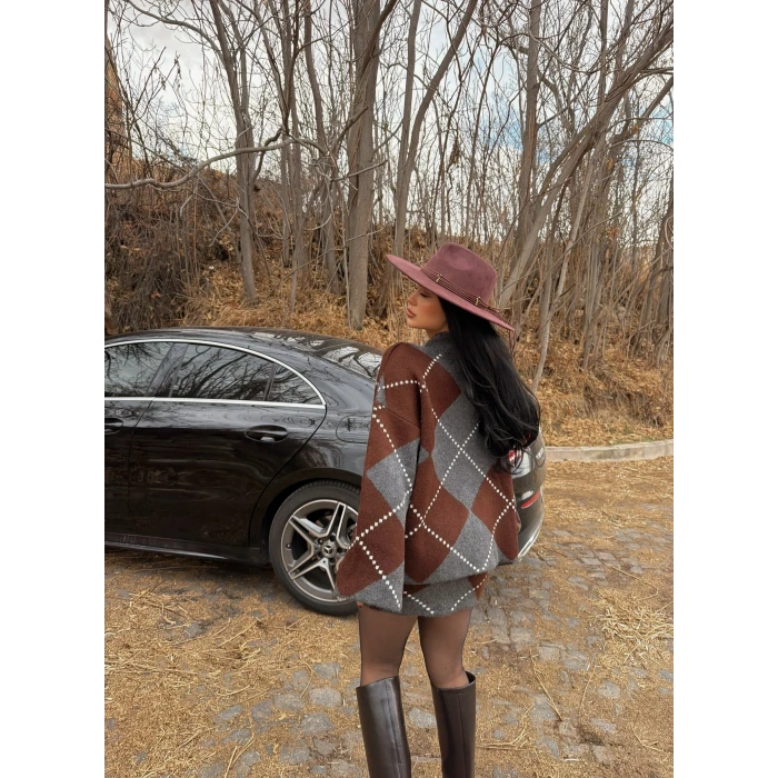 Kahve Baklava Desen Triko Takım