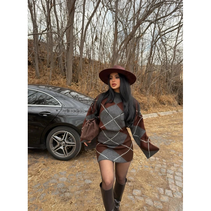 Kahve Baklava Desen Triko Takım