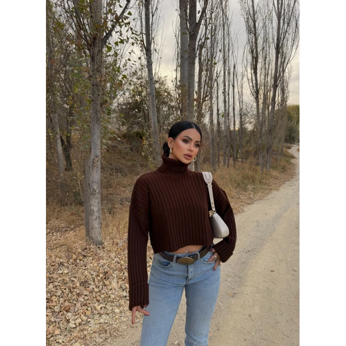 Kahve Boğazlı Fitilli Kazak