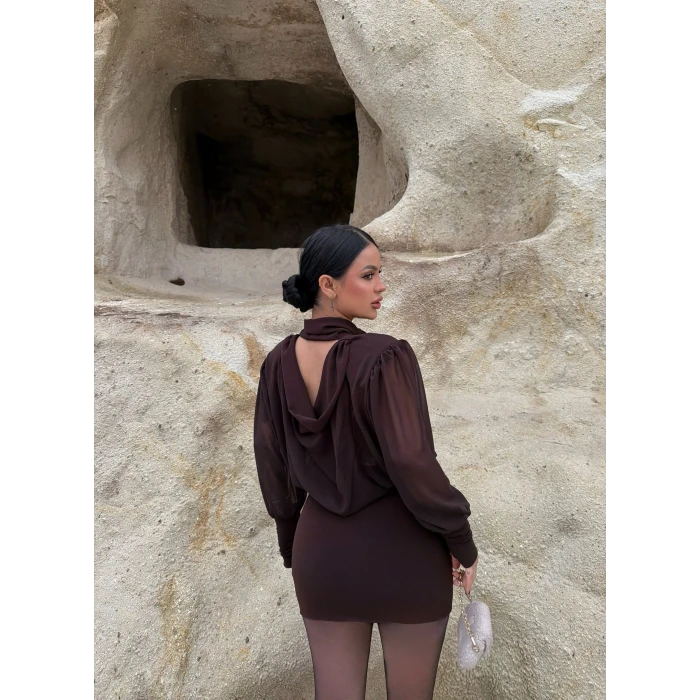 Kahve Boyundan Bağlamalı Şifon Elbise