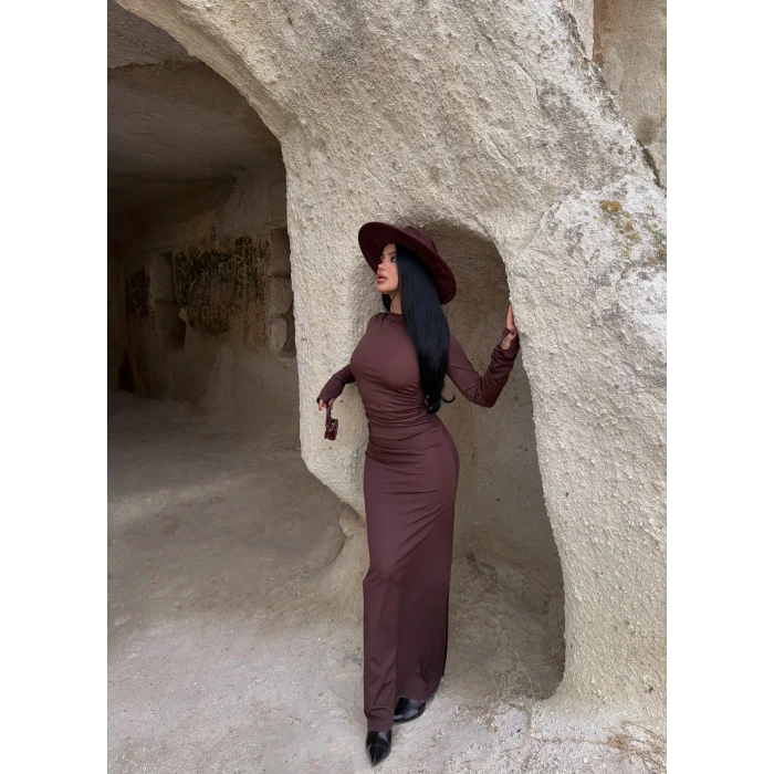 Kahve Dik Yaka Büzgülü Maxi Elbise