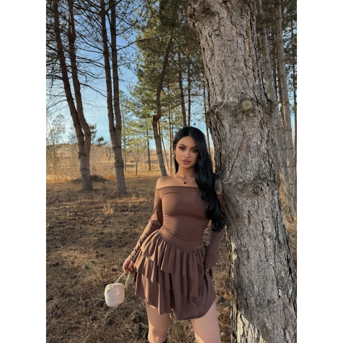 Kahve Eteği Fırfırlı Madonna Elbise