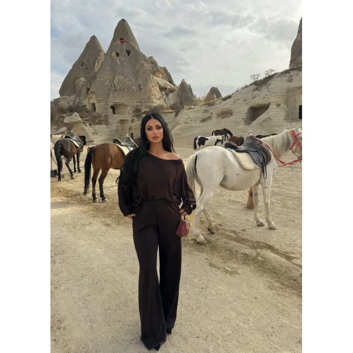 Kahve Kayık Yaka Modal İkili Takım