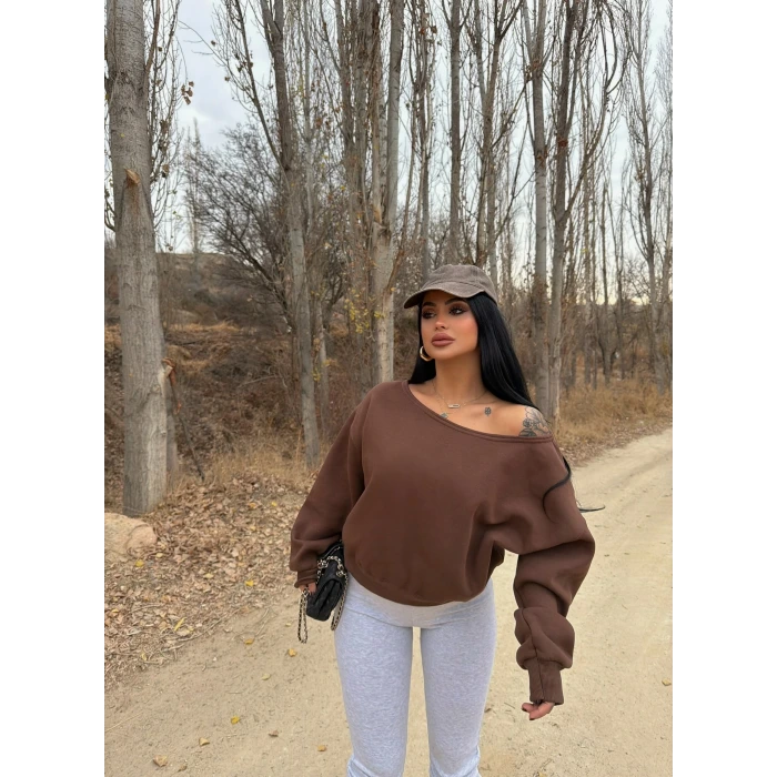 Kahve Kayık Yaka Şardonlu Sweat