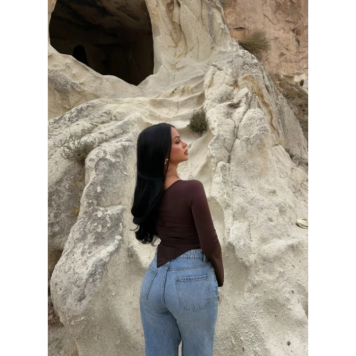 Kahve Kayık Yaka Tek Büzgülü Crop