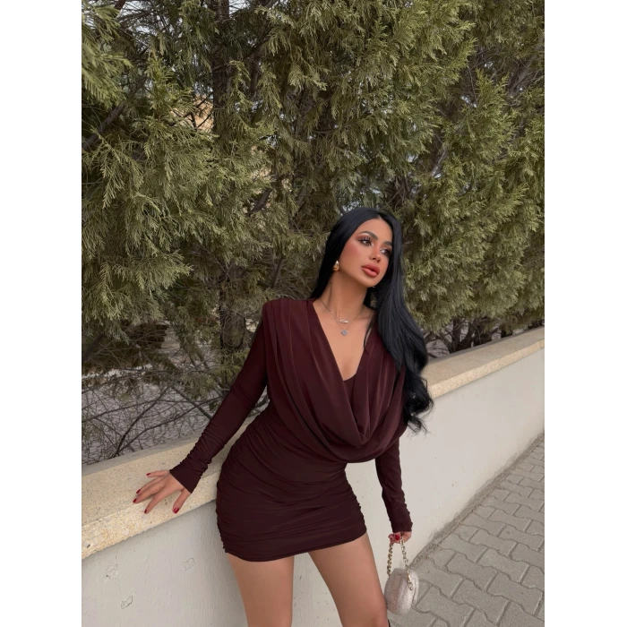Kahve Omuz Vatkalı Degaje Elbise