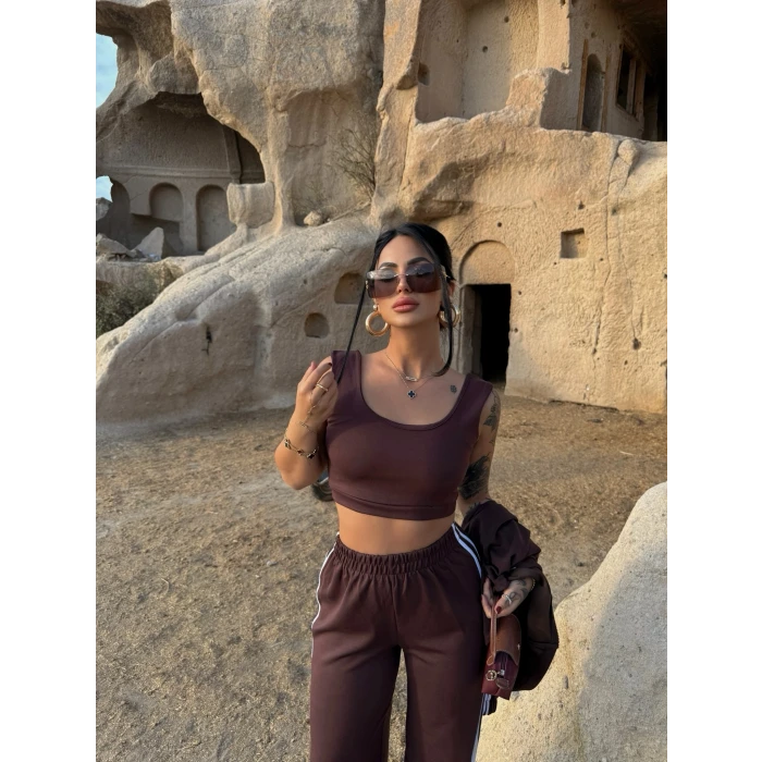 Kahve Şeritli Modal Üçlü Takım